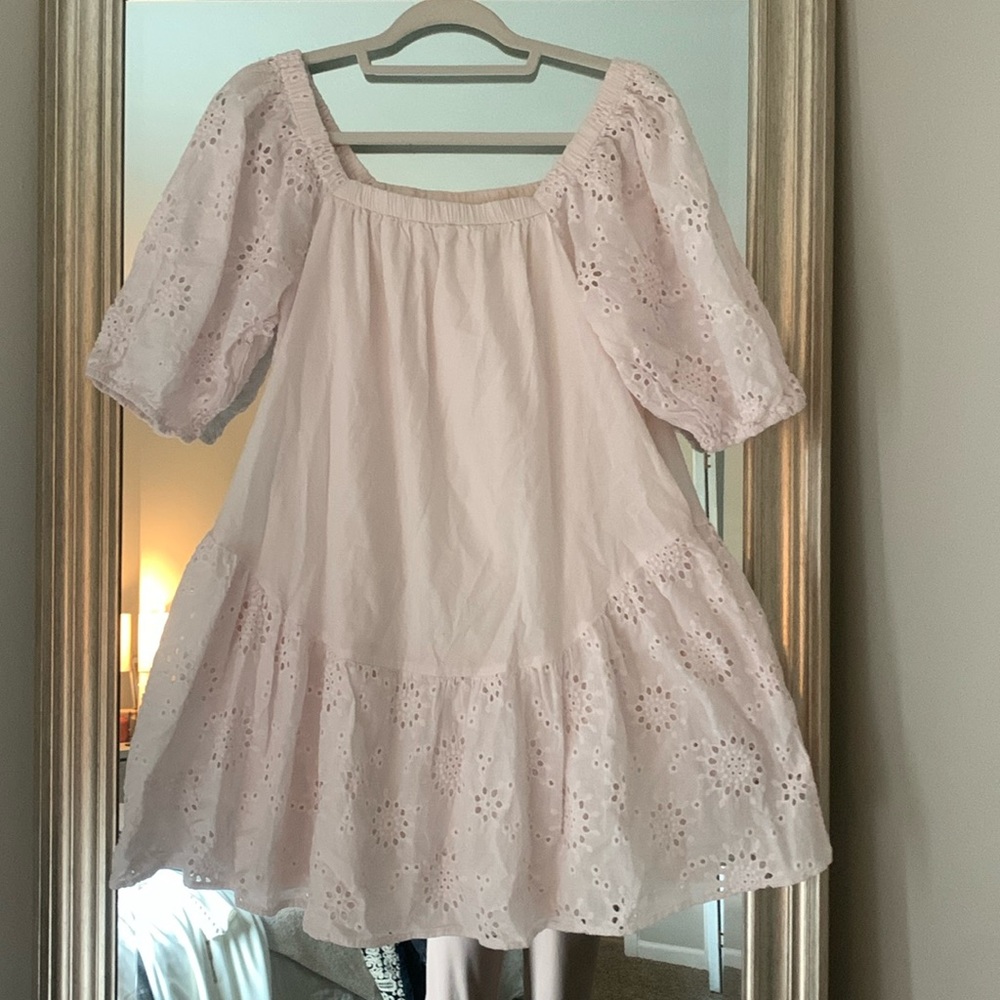 Listical pink, summer on shoulder or off shoulder dress